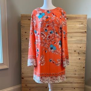 Glam Doll Shift dress size XL. Open back. Flowy sleeves. Mini. Bright floral